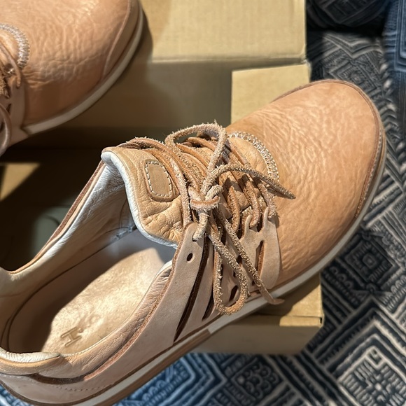 Hender Scheme made in Japan natural veg tan shoes size 4 (similar to men’s 8) - Picture 4 of 6